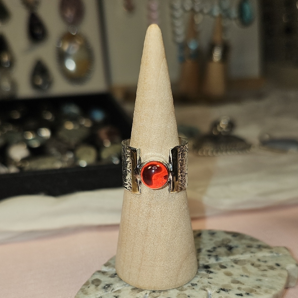 Garnet Sterling Silver Ring stunning with Intricate Design